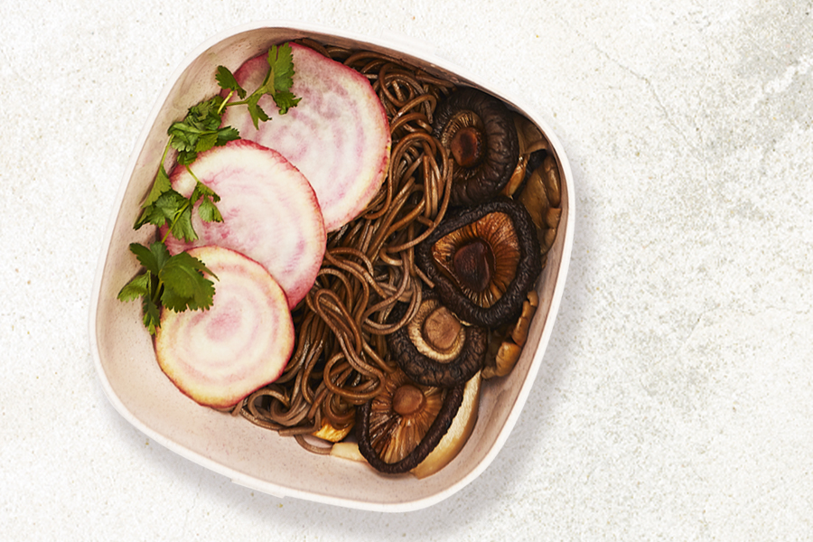 Przepis na makaron soba z burakami chioggia